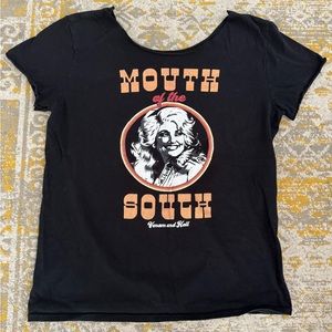 Small Batch Dolly Parton TShirt - Women’s Large
Sleeves and collar have been cut